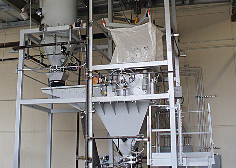 BulkBuster™ bulk bag unloading, screening and dense phase pneumatic conveying of vermiculite